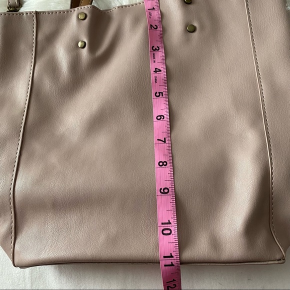 Taupe • Vegan Shoulder Bag - Picture 7 of 8